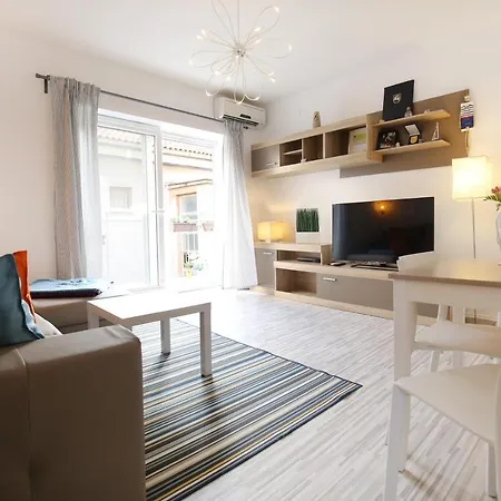 Apartman The Flat - Old Town - Center