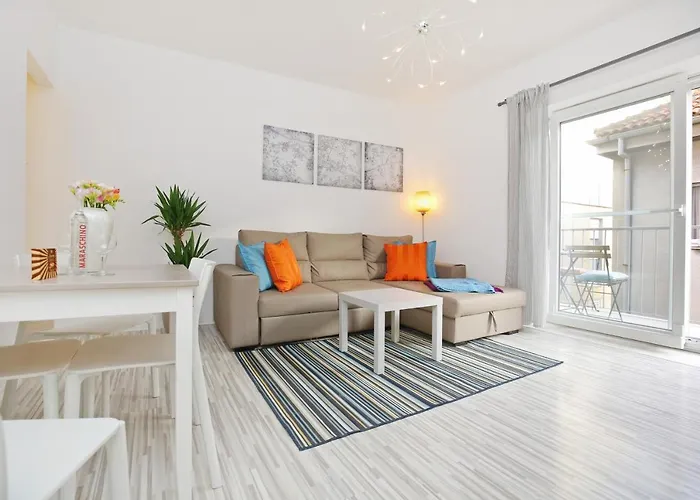 The Flat - Old Town - Center Apartman